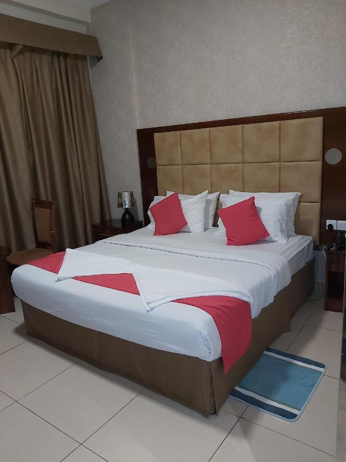 Bliss Hotel Дубай Екстер'єр фото